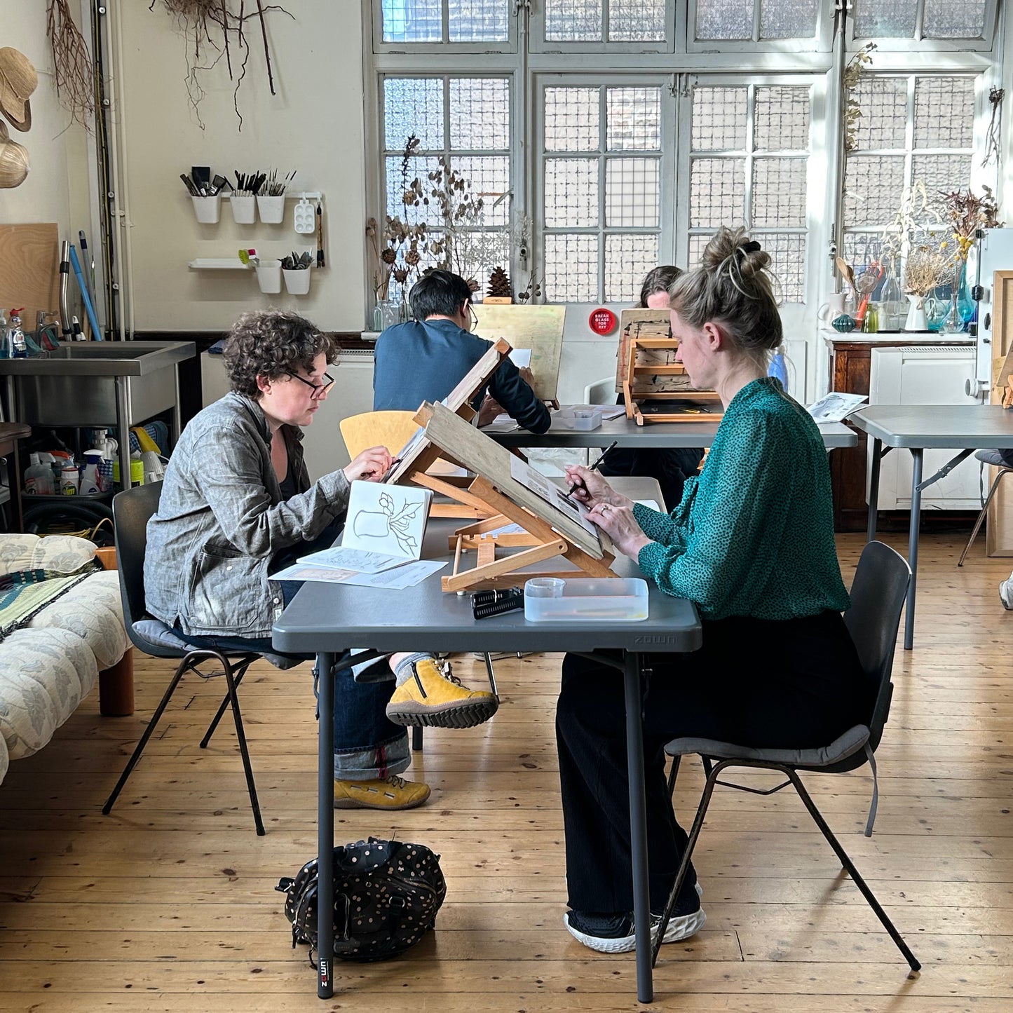Course: 10 FREEHAND LESSONS - 10 January – 20 March 2024