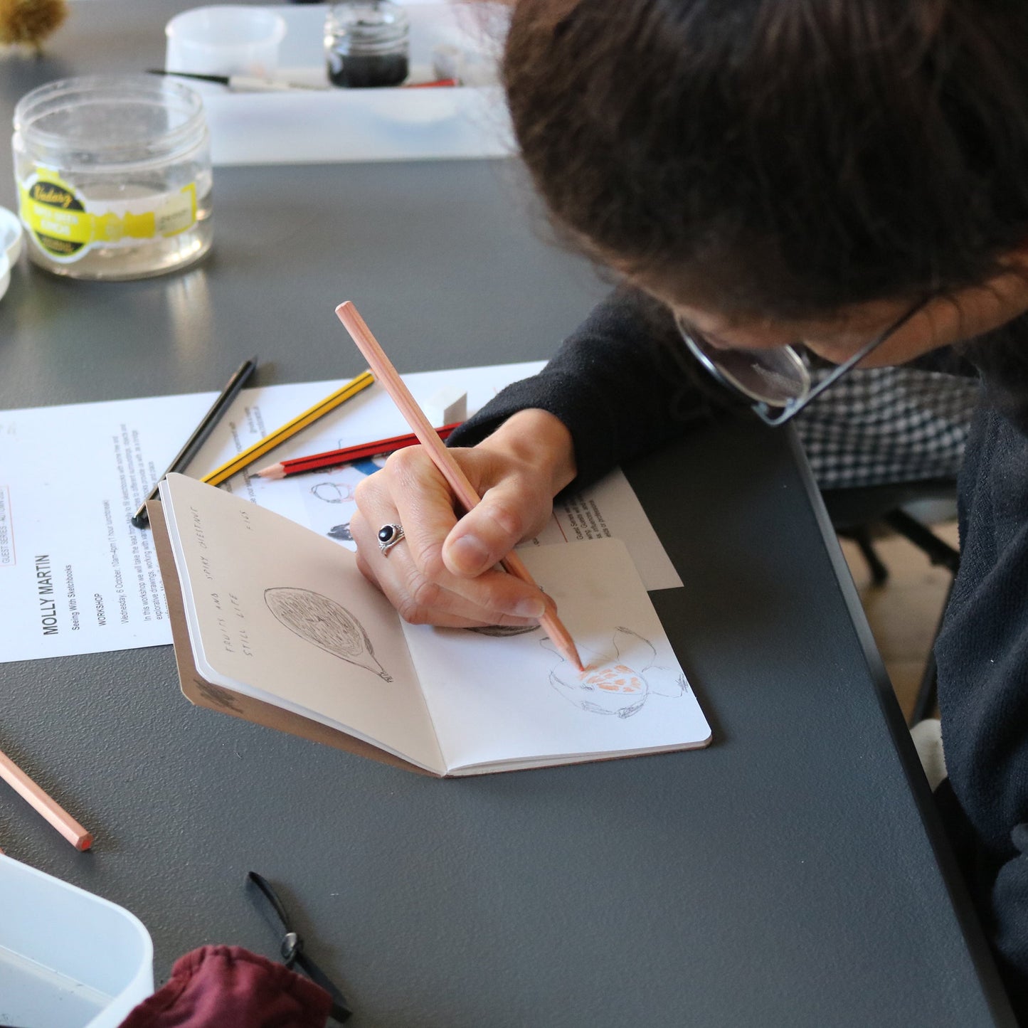 Workshop: SKETCHBOOKS with Molly Martin - 12 October 2023
